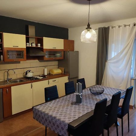 Apartment Cengo คาชเตลา ภายนอก รูปภาพ
