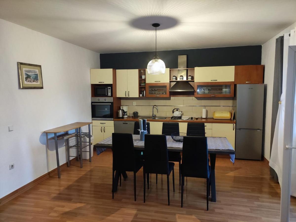 Apartment Cengo คาชเตลา ภายนอก รูปภาพ