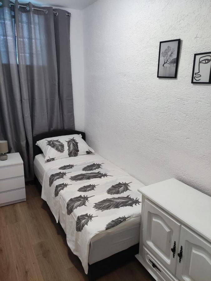 Apartment Cengo คาชเตลา ภายนอก รูปภาพ